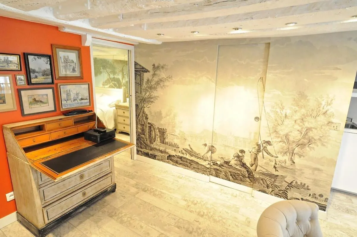 Apartment Tenderness At Notre Dame, Delacroix Paris