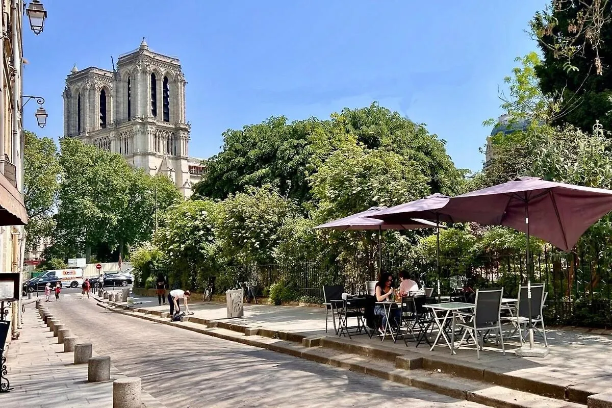 Apartment Tenderness At Notre Dame, Delacroix Paris
